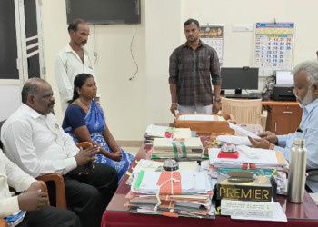 தவணைக்கு வாங்கிய தங்க நகைகள் தரமற்றவை வியாபாரிமீது நடவடிக்கை எடுக்கமாவட்டஆட்சியர் அலுவலகத்தில் புகார் மனு