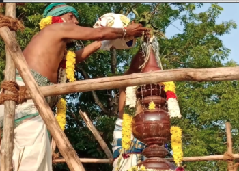 மயிலாடுதுறை 2 ஆயிரம் ஆண்டுகள் பழமை வாய்ந்த படித்துறை விஸ்வநாதர் ஆலயத்தின் அஷ்டபந்தன மகா கும்பாபிஷேகம்