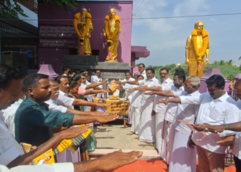 சீர்காழியில் அறிஞர் அண்ணாவின்117-வது பிறந்தநாள் விழா சட்டமன்ற உறுப்பினர் M.பன்னீர்செல்வம் மரியாதை