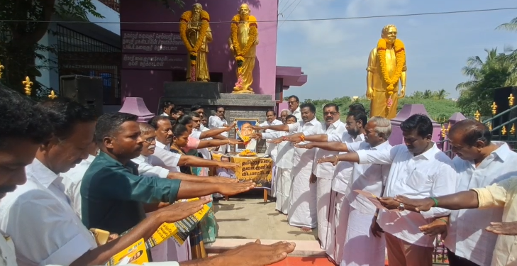 சீர்காழியில் அறிஞர் அண்ணாவின்117-வது பிறந்தநாள் விழா சட்டமன்ற உறுப்பினர் M.பன்னீர்செல்வம் மரியாதை