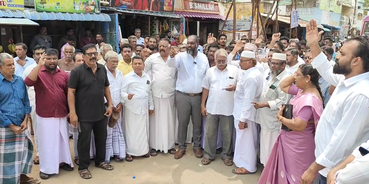 தேரழிந்தோர் பகுதி மராமத்து என்ற பெயரில்பழைய கிணறுகளில்ONGCநிறுவனம் மீண்டும்பணி பொதுமக்கள் சாலைமறியல்