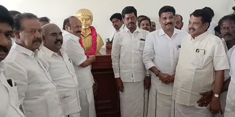 அன்புமணி சிறை நிரப்பும் போராட்டத்தில் ஈடுபட்டால் சிறைக்குத்தான் செல்ல வேண்டும் அமைச்சர் எம் ஆர் கே பன்னீர்செல்வம் விழுப்புரத்தில் பேட்டி.