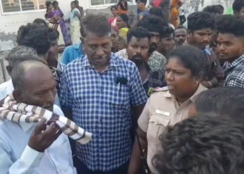 ஆம்புலன்ஸ்காக ஒரு மணி நேரத்திற்கும் மேல் காத்திருந்ததால் தாய் உயிரிழந்ததால் முற்றுகையிட்டு போராட்டம்