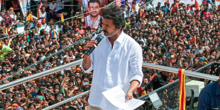 முதல்வர் ஸ்டாலின் குறித்து அவதூறு பேச்சு : திமுக சார்பில் விஜய் மீது போலீசில் புகார்