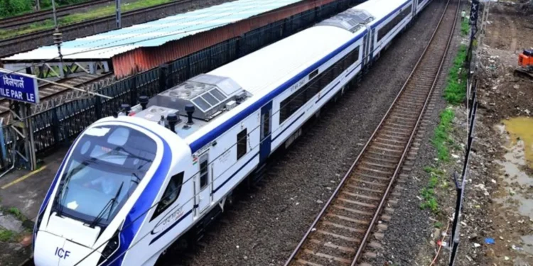 வந்தே பாரத் ரயில் சேவையில் புதிய மைல்கல்..!