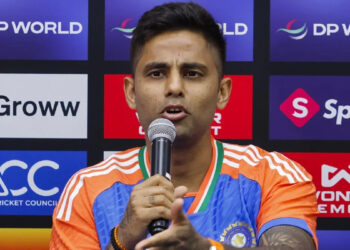 ”நாங்கள் விளையாட மட்டுமே வந்தோம்” – கைக்குலுக்க மறுத்த விவகாரத்தில் சூர்யகுமார் யாதவ் விளக்கம்