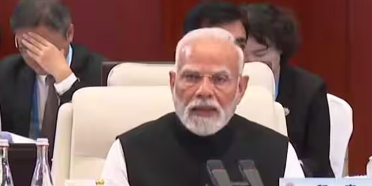 பயங்கரவாதம் மனிதகுலத்திற்கு சவாலாக உள்ளது : ஷாங்காய் மாநாட்டில் பிரதமர் மோடி