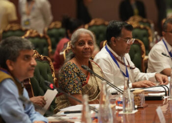 இன்று தொடங்கும் ஜிஎஸ்டி கவுன்சில் கூட்டம் : பல பொருட்களுக்கு வரிவிகிதங்கள் குறைப்பு ?