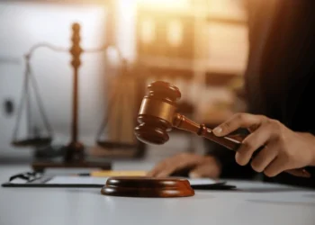 குமாஸ்தா கொலை… நீதிமன்றம் அதிர்ச்சி தீர்ப்பு