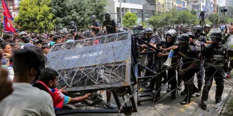 இந்தியர்கள் நேபாளத்திற்கு செல்ல வேண்டாம் – மத்திய அரசு எச்சரிக்கை !