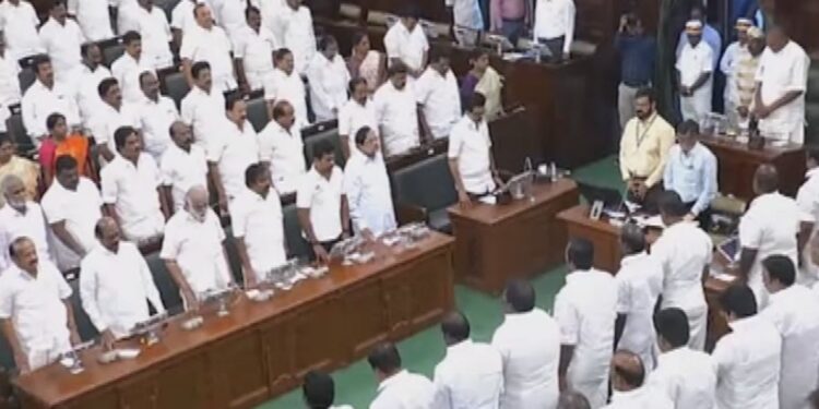 கட்சியின் பெயரை குறிப்பிடாமல் இரங்கல் தீர்மானம் – அவை நாளை கூடும்