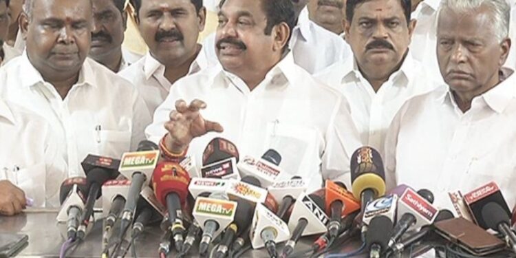 அரசின் அலட்சியமே கரூர் சம்பவத்திற்கு காரணம் – EPS குற்றச்சாட்டு