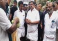 வேட்டியை மடித்து கட்டி இறங்கிய EPS – விவசாயிகள் முறையீடு