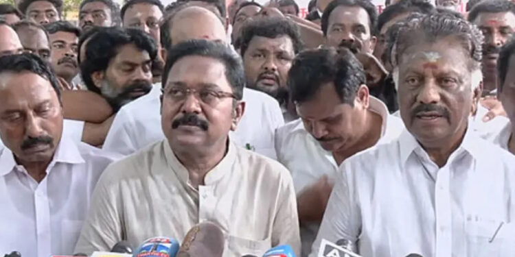 ஓ.பி.எஸ்., செங்கோட்டையன், டிடிவி தினகரன் கூட்டாக செய்தியாளர் சந்திப்பு !