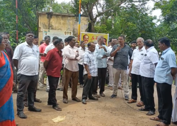 மயிலாடுதுறை தமிழ்நாடு சிவில் சப்ளை கார்ப்பரேஷன் எம்பிளாயீஸ் யூனியன் சார்பில் கண்டன வாயில் கூட்டம்