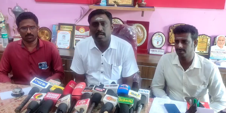 நிலுவையில் உள்ள RTE கல்வி கட்டணம் 966 கோடியை வட்டியுடன் தமிழக அரசு வழங்க வேண்டும் என்று வலியுறுத்தல்