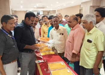 ஒருமுறை பயன்படுத்திய சமையல் எண்ணைய்யை மறுபடியும் பயன்படுத்தி இனிப்பு, காரவகைகள் தயாரிக்க கூடாது என மருந்து நிர்வாகத்துறை நியமன அலுவலர் அறிவுரை