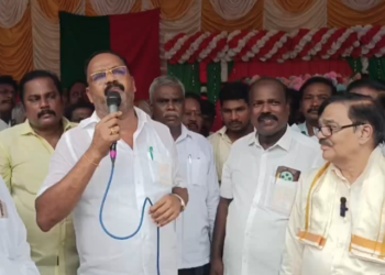 இமானுவேல் சேகரன் அவர்களின் 101 வது பிறந்தநாள் விழா மணலி பேருந்து நிலையம் அருகே அவரது திருஉருவப்படத்திற்கு மாலை அணிவித்து மலர் தூய் மரியாதை