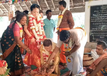 சீர்காழி அருகே ஒளிலாயம் சித்தர் பீடத்தில் தைவான் நாட்டு தம்பதியினர் இந்து முறைப்படி அம்மி மிதித்து, அருந்ததி பார்த்து திருமணம்