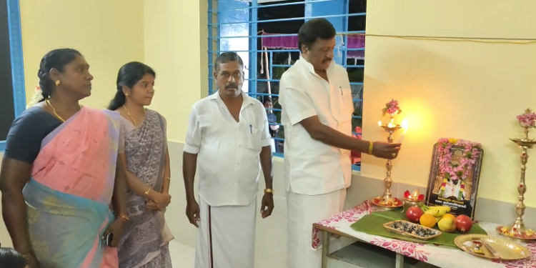 குத்தாலம் தேர்வுநிலை பேரூராட்சியில் ரூபாய் 20 லட்சம் மதிப்பீட்டில் MLAதொகுதி கட்டப்பட்ட அங்கன்வாடி மையம் &பயணியர் நிழற்குடை திறப்புவிழா