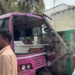 மயிலாடுதுறை பயணிகளை ஏற்றிக்கொண்டு பேருந்து சாலை ஓரத்தில் இருந்த மின் கம்பத்தின் மீது மோதி விபத்து