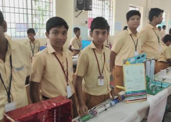 மயிலாடுதுறையில் தருமபுரம் ஆதீன மடாதிபதியின் அறுபதாவது பிறந்தநாளை முன்னிட்டு நடைபெற்ற அறிவியல் கண்காட்சி