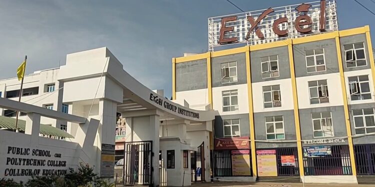 செய்தியாளர்களுக்கு மிரட்டல் விடுத்த எக்ஸல் கல்லூரி நிர்வாகம்