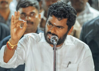 கரூர் சம்பவம்: முதல்வருக்கு பதற்றம் ஏன்? அண்ணாமலை கேள்வி!