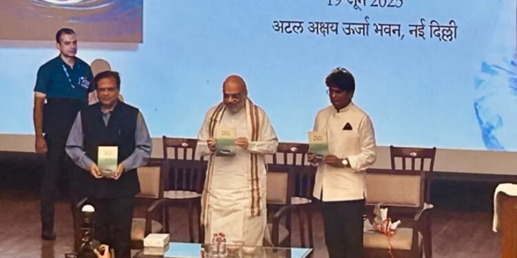 பயங்கரவாதிகளுக்கு இரக்கம் தேவையில்லை : மத்திய அமைச்சர் அமித் ஷா