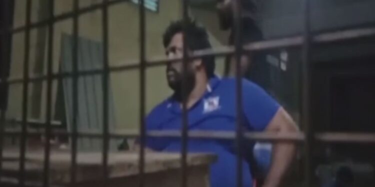 காந்தி ஜெயந்தியாவது..பூந்தி ஜெயந்தியாவது சரக்க எடு!