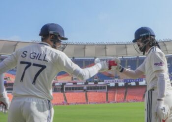 டெஸ்ட் கிரிக்கெட்-இந்திய அணி நிதான ஆட்டம்