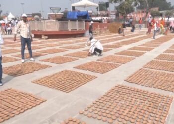 26 லட்சம் தீபங்கள் ஏற்றி கின்னஸ் சாதனைக்கு தயாரான அயோத்தி