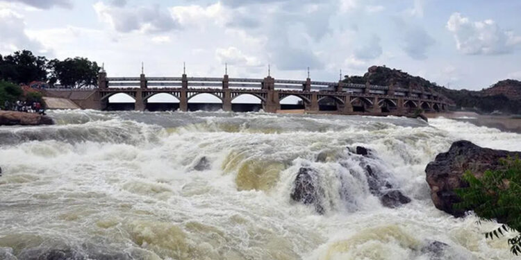 காவிரி பாயும் 11 மாவட்டங்களுக்கு வெள்ள எச்சரிக்கை – மத்திய நீர்வள ஆணையம் அறிவிப்பு !