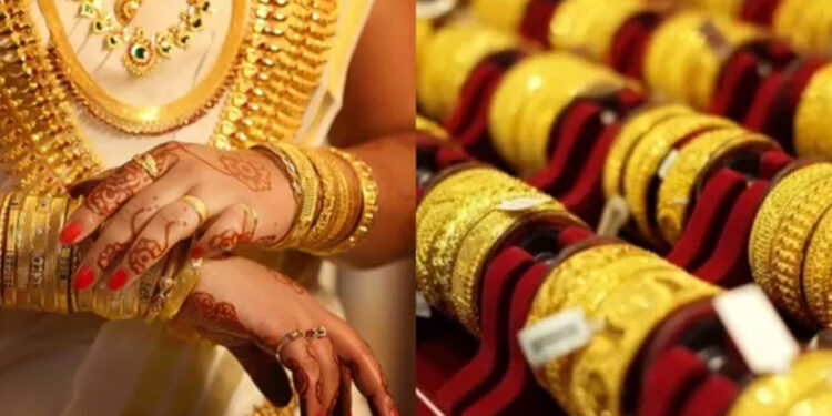 காலையில் ஏறி மாலையில் இறங்கிய ஆபரணத் தங்கம் !