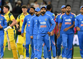 2 வருடங்களாக டாஸில் தோற்கும் இந்தியா.. பெண்கள் அணிக்கும் அதே நிலைமை !