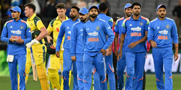 2 வருடங்களாக டாஸில் தோற்கும் இந்தியா.. பெண்கள் அணிக்கும் அதே நிலைமை !