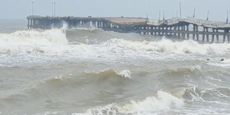 வரப்போகுது புயல் தமிழ் நாட்டுக்கு வருமா? ஆந்திராவுக்கு போகுமா?