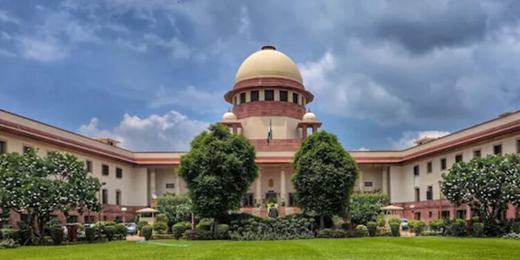 கரூர் கூட்ட நெரிசல் வழக்கு சிபிஐக்கு மாற்றம் : உச்சநீதிமன்றம் சுட்டிக்காட்டிய 7 முக்கிய அம்சங்கள் !