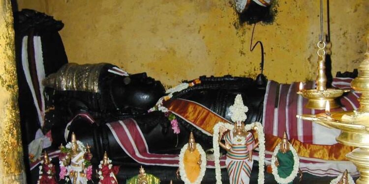 திருக்கோளூர் வைத்தமாநிதி பெருமாள் திருக்கோவில்