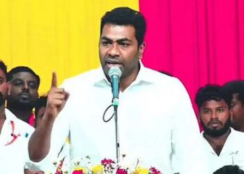 கரூர் எல்லையில் இரவு முழுக்க காத்திருந்தோம்.. அனுமதி மறுத்தது போலீஸ் தான் – ஆதவ் அர்ஜுனா குற்றச்சாட்டு