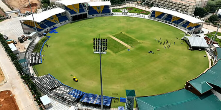 இனி மதுரையிலும் ஐபிஎல் போட்டி ! பிரம்மாண்ட ஸ்டேடியத்தை திறந்து வைக்க உள்ளார் எம்.எஸ். தோனி