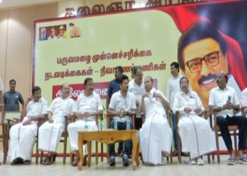 திமுக பிரதிநிதிகள் மக்களை காக்க களத்தில் இறங்குங்கள் – உதயநிதி