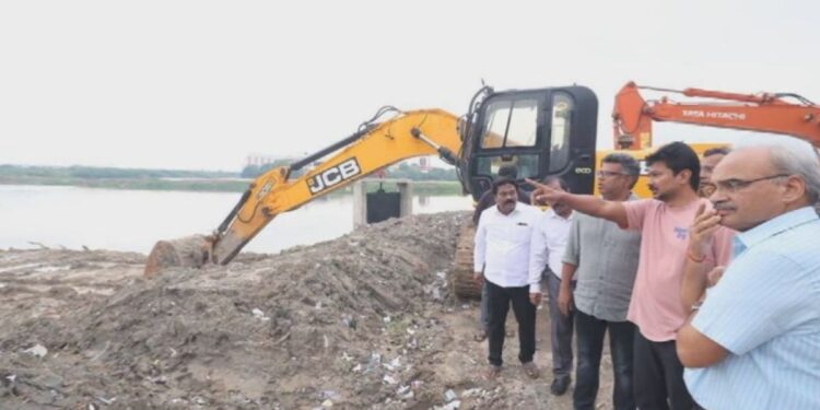 ஆய்வு பணிகளை கையில் எடுத்த துணை முதல்வர்