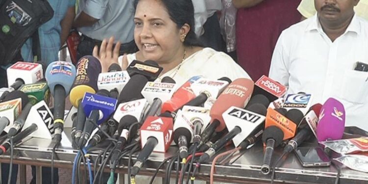 ஜல்ஜீவன் திட்டத்தில் முறைகேடு நடப்பதால் நிதியை நிறுத்தியுள்ளோம் – வானதி சீனிவாசன்