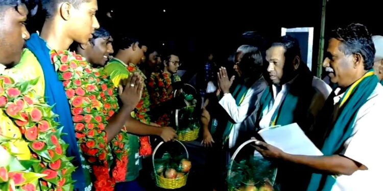 குமரி முதல் சென்னை வரை ‘பசுமைப் பயணம்’:   திண்டுக்கல்லில் வரவேற்பு!