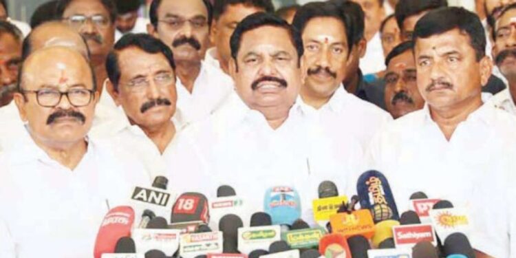 எஸ்.ஐ.ஆர்-ஐ எதிர்ப்பது ஏன்? திருட்டு வாக்குகளுக்காக தி.மு.க. பதறுகிறது! – எதிர்க்கட்சித் தலைவர் எடப்பாடி பழனிசாமி சரமாரி குற்றச்சாட்டு