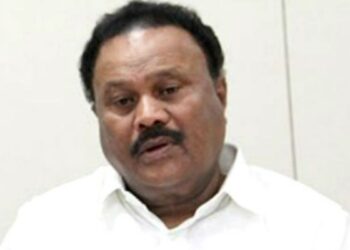 ‘பிரதமர் மோடியுடன் இருக்கும்வரை எடப்பாடியை யாராலும் தடுக்க முடியாது’  திண்டுக்கல் சீனிவாசன் பேட்டி