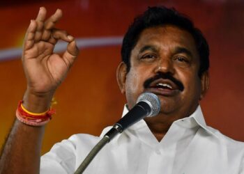 கோபிசெட்டிபாளையத்தில் நவம்பர் 30-ஐ இலக்காகக் கொண்டு அதிமுக சக்தி சோதனை