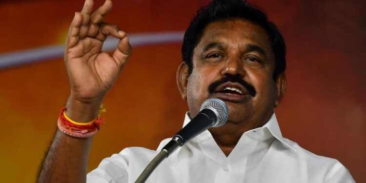 கோபிசெட்டிபாளையத்தில் நவம்பர் 30-ஐ இலக்காகக் கொண்டு அதிமுக சக்தி சோதனை