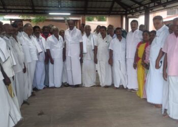 ஓ.பி.எஸ். அணியினர் அ.இ.அ.தி.மு.க.வில் இணைப்பு